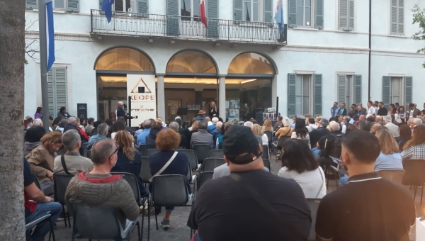 Incontro con il Prof. ZAHI HAWASS  - Presentazione della sua autobiografia