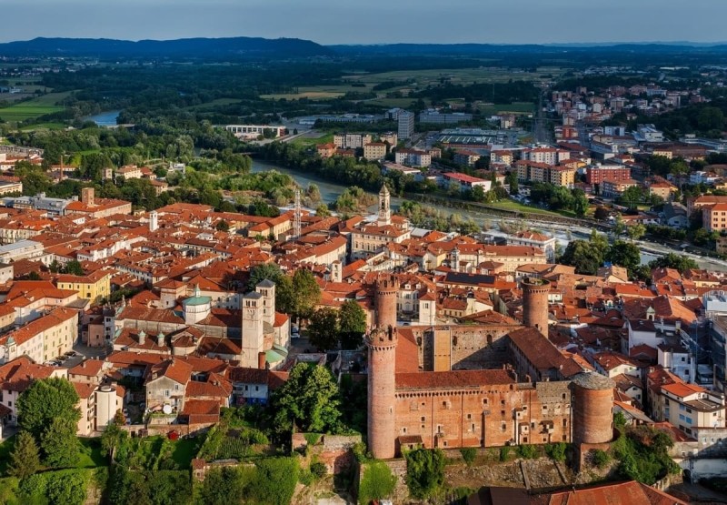 GITA SOCIALE A IVREA E LAGO VIVERONE - Domenica 22 Marzo 2026