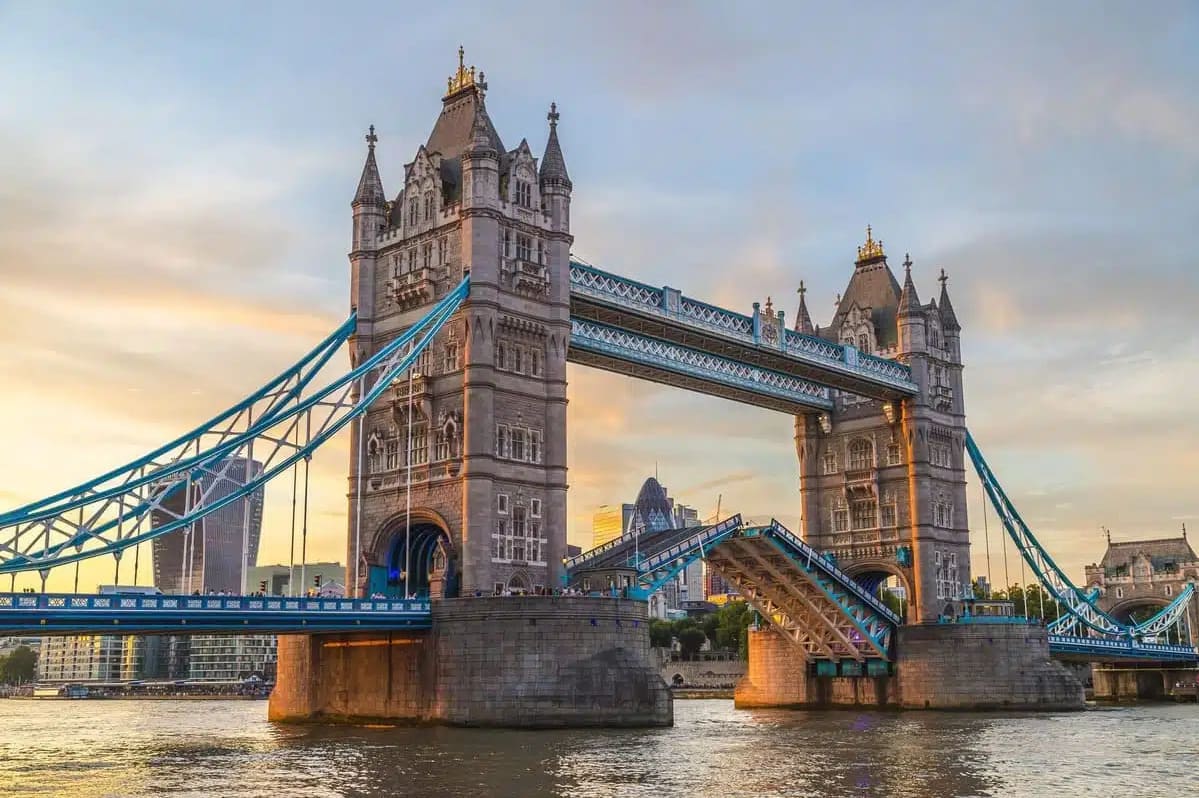 london tower bridge