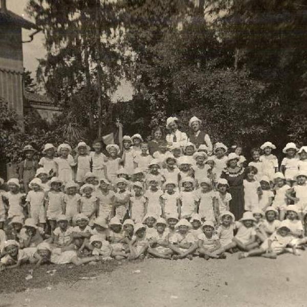 Bambini Della Colonia Della E. Marelli 1920 1930